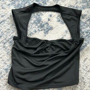BLACK CROP TOP